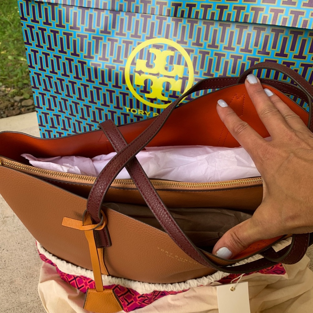 ⛔️SOLD⛔️Auth.TORY BURCH LEATHER TRI COLOR TOTE - Picture 10 of 16